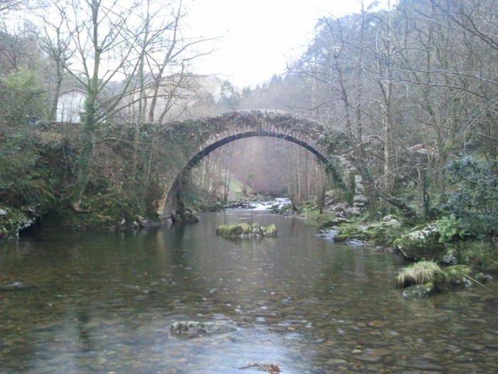 Puente de Rebollar en Mirones